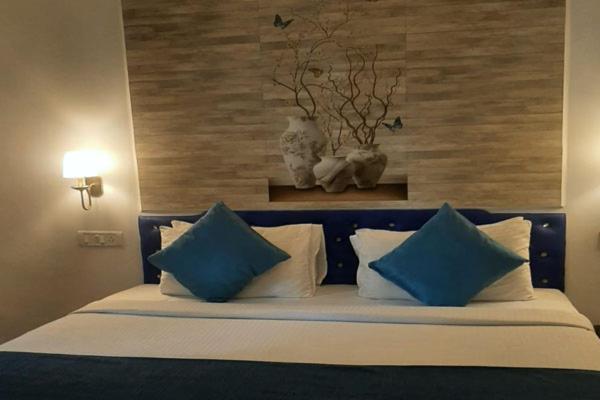 Paradise Village Beach Resort Calangute Exterior foto
